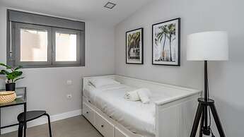 Top-floor Apartment With Pool Ref 20