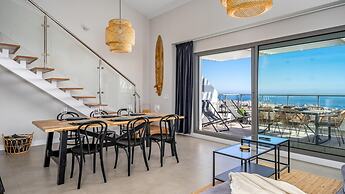 Top-floor Apartment With Pool Ref 20