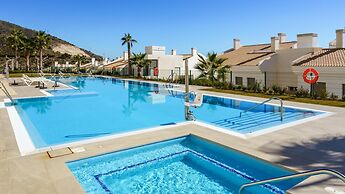 Top-floor Apartment With Pool Ref 20