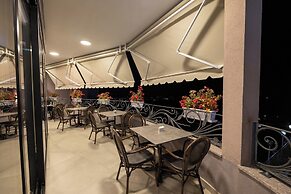 Hotel Dior