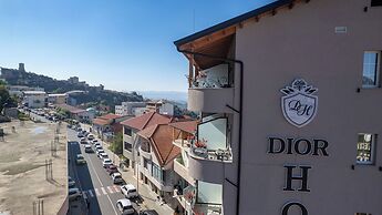 Hotel Dior
