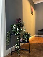 Luton City Apartment Retreat