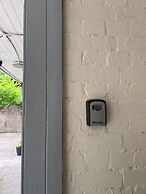 Luton City Apartment Retreat