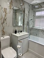 Luton City Apartment Retreat