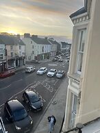 3 bed Cozy Antrim Apartment With Great Views