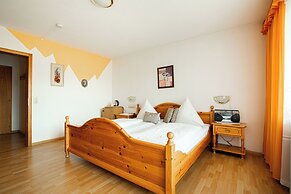Waldhotel Auerhahn Bed & Breakfast