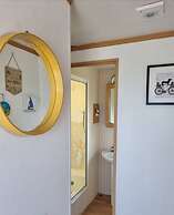 Watergate Lane Hideout