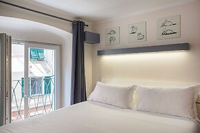 San Lorenzo Suite in the Heart of Genoa