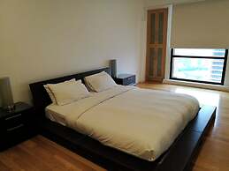 Berjaya Times Square Service Apartment