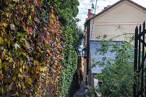 Santa Chiara Apartment