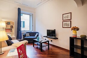Santa Chiara Apartment