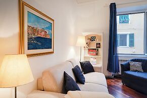 Santa Chiara Apartment