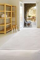 ALASI NEW Hotel - Private Jacuzzi Suites