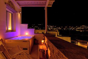 ALASI NEW Hotel - Private Jacuzzi Suites