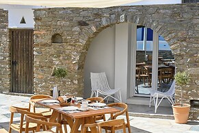 ALASI NEW Hotel - Private Jacuzzi Suites