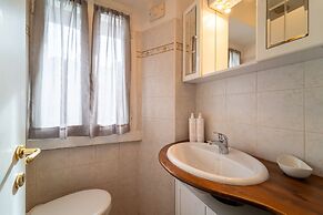 Azure Studio in Bellagio by Wonderful Italy