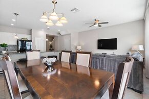 Cozy 4 Bedrooms Tranquility 8 Miles From Disney