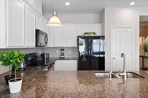 Cozy 4 Bedrooms Tranquility 8 Miles From Disney