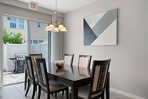 Cozy 4 Bedrooms Tranquility 8 Miles From Disney