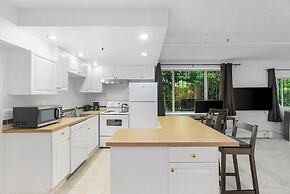 Starlit Cozy Studio with Roof Decks