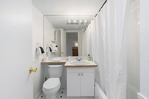 Starlit Cozy Studio with Roof Decks