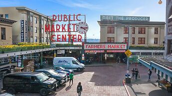 Starlit Cozy Studio with Roof Decks