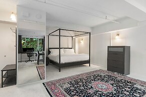 Starlit Cozy Studio with Roof Decks