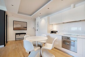 Top Notch Stay in Kolonaki