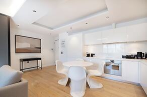 Top Notch Stay in Kolonaki