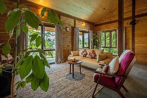 Amã Stays & Trails The Malarbar Villa Iris, Kozhikode