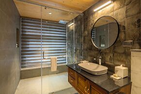 Amã Stays & Trails The Malarbar Villa Iris, Kozhikode