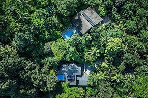 Amã Stays & Trails The Malarbar Villa Iris, Kozhikode