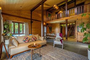 Amã Stays & Trails The Malarbar Villa Iris, Kozhikode