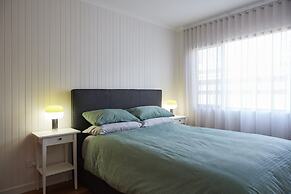 Little Palms by Burleigh Letting Co