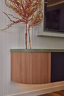 Little Palms by Burleigh Letting Co