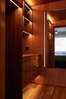 Little Palms by Burleigh Letting Co