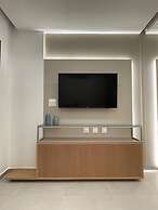 Flat novíssimo a mt da praia by La Playa