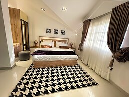 The Addison Hotels and Apartments
