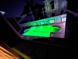 The Addison Hotels and Apartments