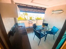 Flat Charmoso Vista Mar by La Playa