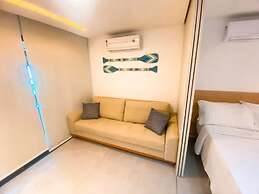 Flat Charmoso Vista Mar by La Playa