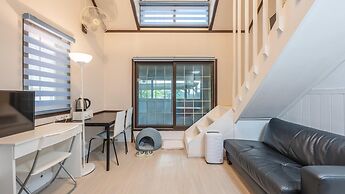 Gapyeong Dongban84 Glamping&pool Villa