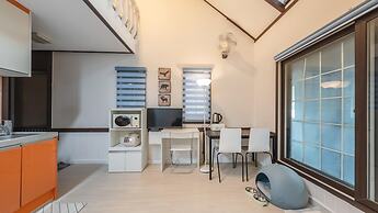 Gapyeong Dongban84 Glamping&pool Villa