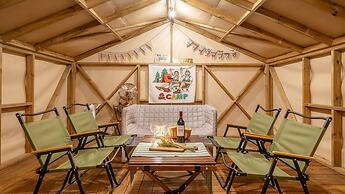 Gapyeong Dongban84 Glamping&pool Villa