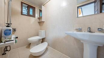 Gapyeong Dongban84 Glamping&pool Villa