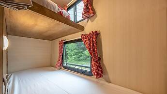 Gapyeong Dongban84 Glamping&pool Villa