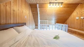 Gapyeong Dongban84 Glamping&pool Villa