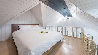 Gapyeong Dongban84 Glamping&pool Villa