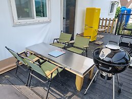 Gapyeong Dongban84 Glamping&pool Villa