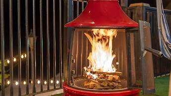 Gapyeong Dongban84 Glamping&pool Villa